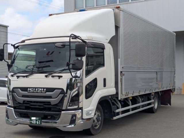 ISUZU