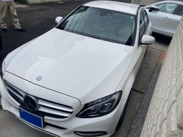 Car thumbnail 2