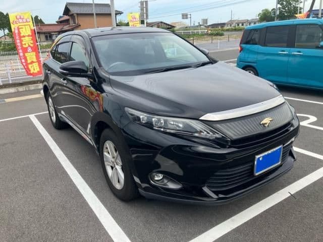 TOYOTA HARRIER 4WD
