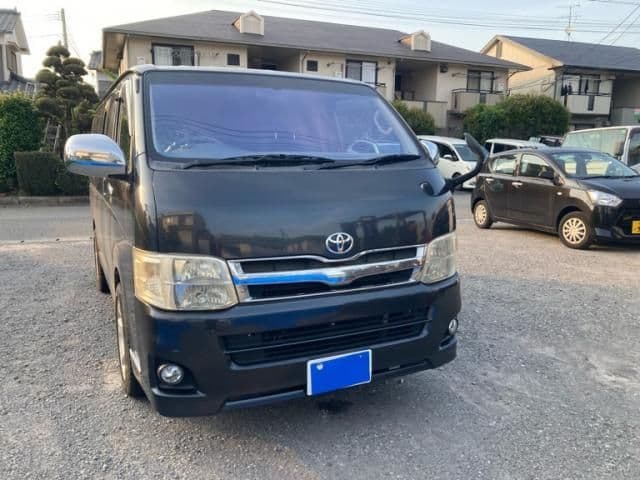 TOYOTA HIACE van 2WD