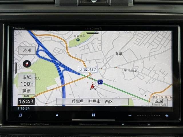 Car thumbnail 3