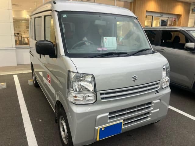 SUZUKI