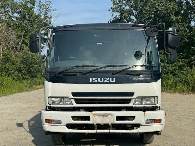 ISUZU FORWARD
