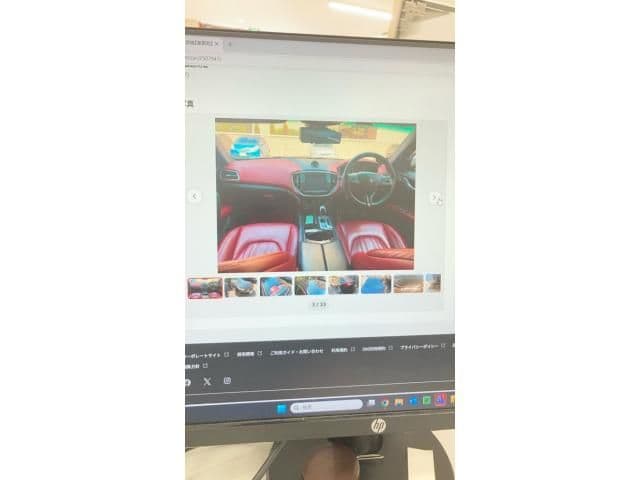 Car thumbnail 3
