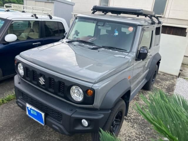Car thumbnail 3