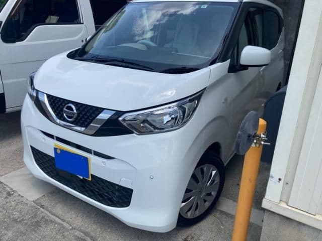 NISSAN