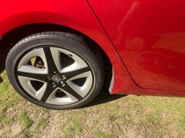 Car thumbnail 4