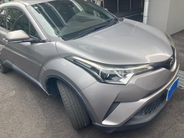 Car thumbnail 3