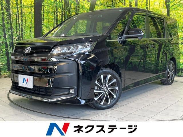 TOYOTA NOAH