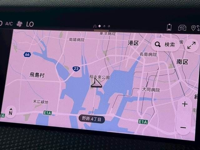 Car thumbnail 3