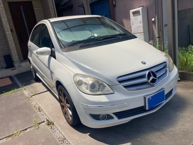 MERCEDES BENZ