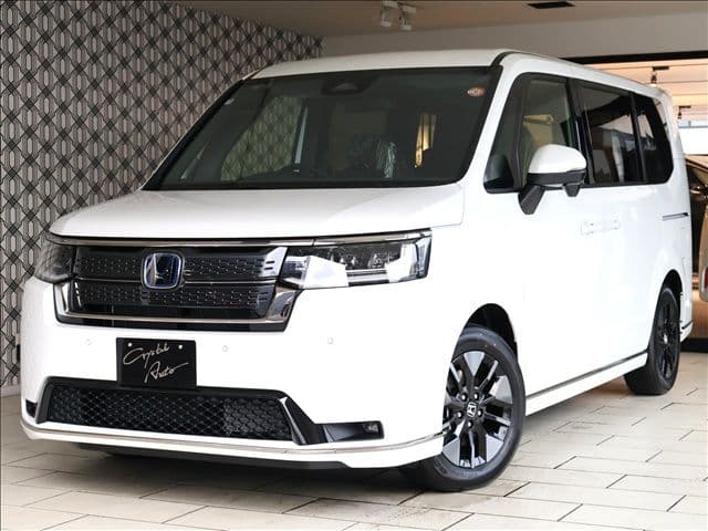 HONDA STEPWAGON e:HEV SPADA
