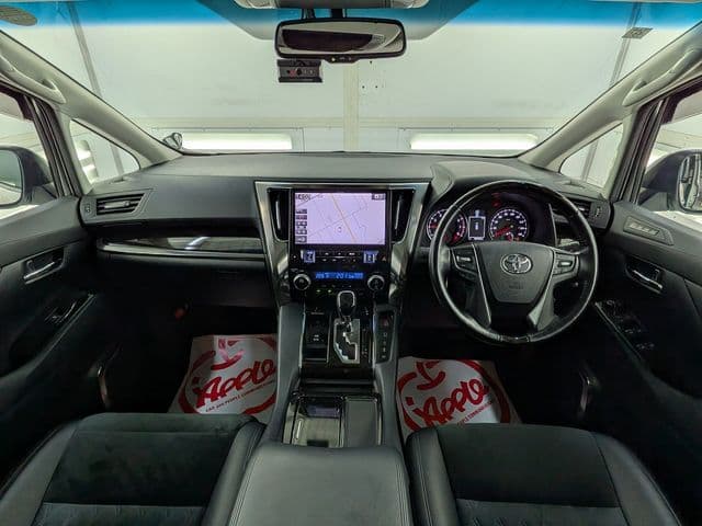 Car thumbnail 4