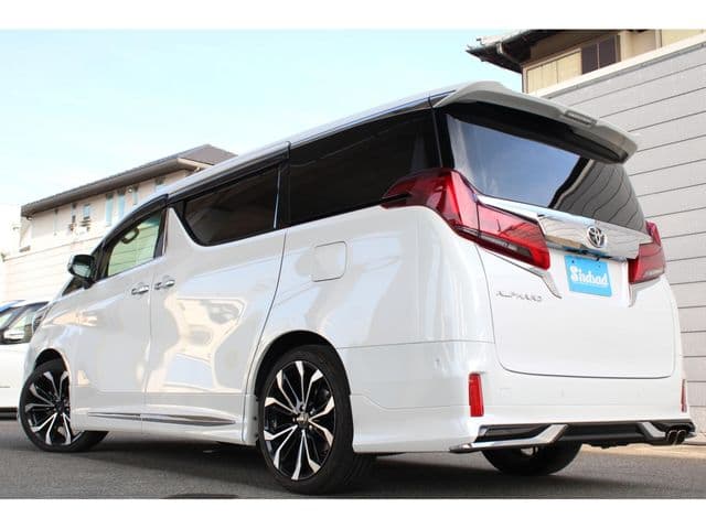 Car thumbnail 2