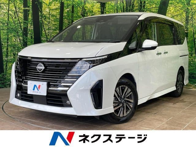 NISSAN