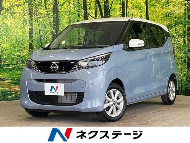 NISSAN