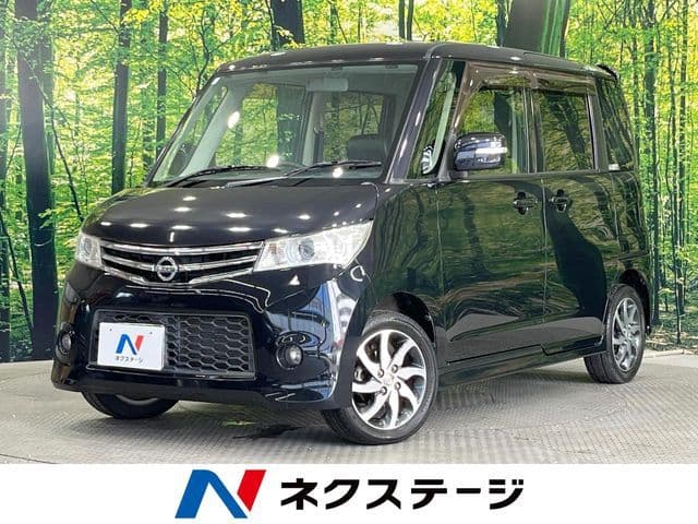 NISSAN
