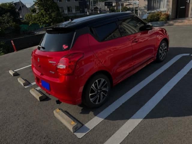 Car thumbnail 3