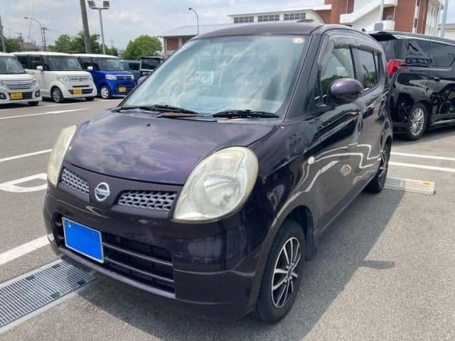 NISSAN