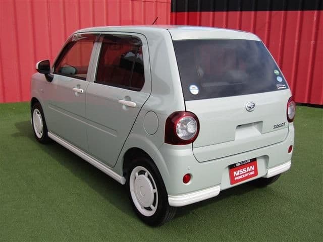 Car thumbnail 2