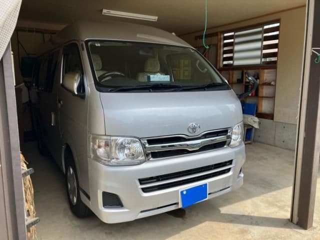 TOYOTA HIACE van 4WD