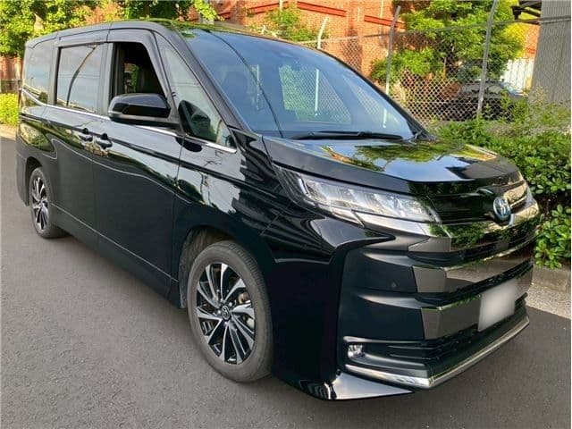 TOYOTA NOAH HYBRID