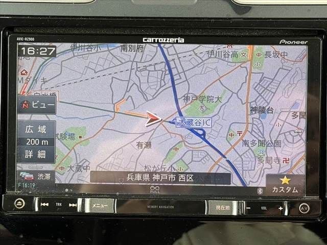 Car thumbnail 3