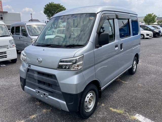DAIHATSU HIJET CARGO 4WD
