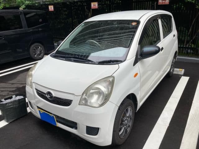 Car thumbnail 3