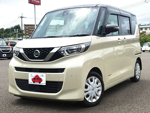 NISSAN ROOX