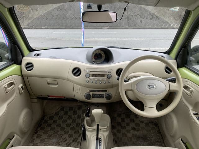 Car thumbnail 3