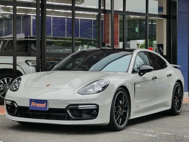 PORSCHE PORSCHE PANAMERA
