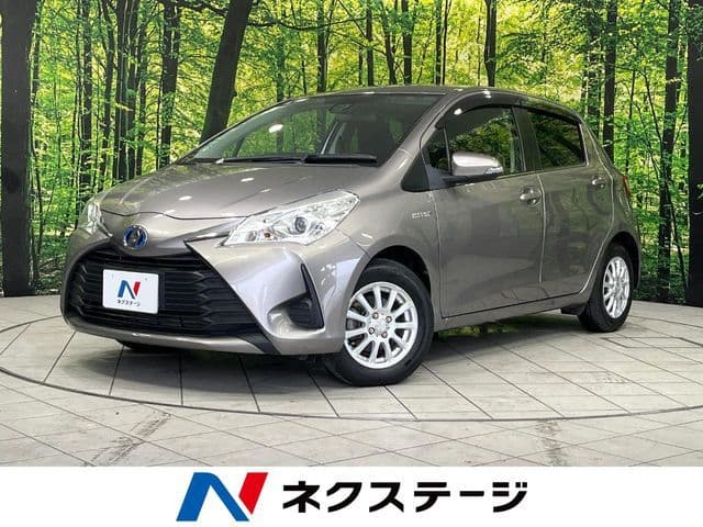 TOYOTA VITZ HYBRID