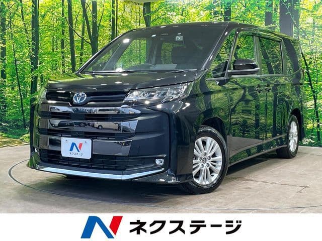 TOYOTA NOAH HYBRID