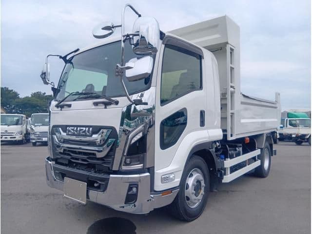 ISUZU