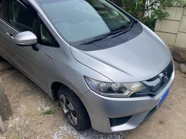 Car thumbnail 3
