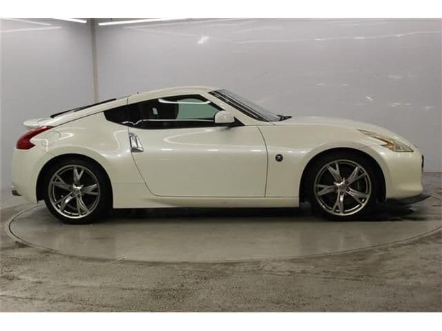 Car thumbnail 4
