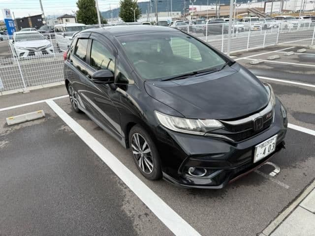 Car thumbnail 2