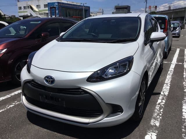 Car image 1