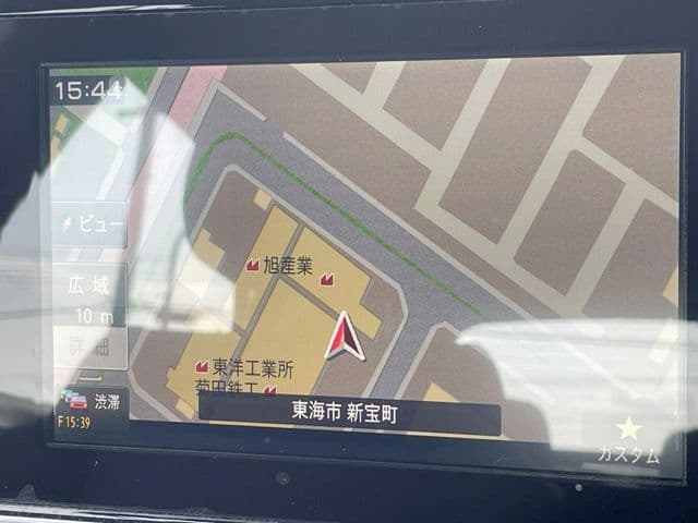 Car thumbnail 4