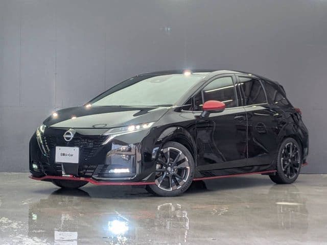 NISSAN