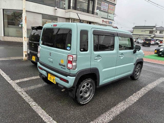 Car thumbnail 3