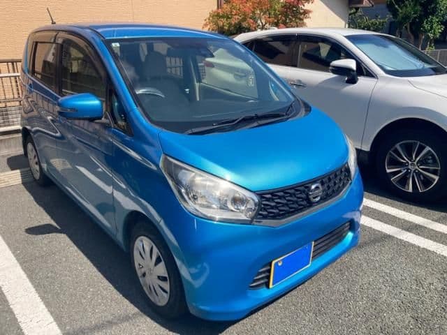 NISSAN