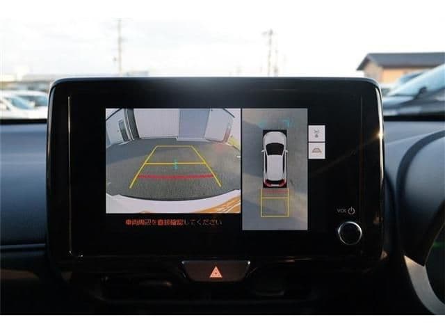 Car thumbnail 4