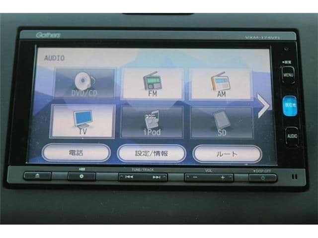 Car thumbnail 4