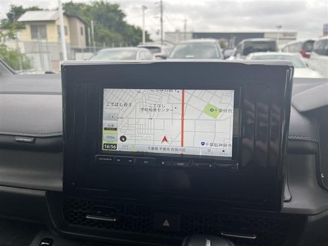 Car thumbnail 4
