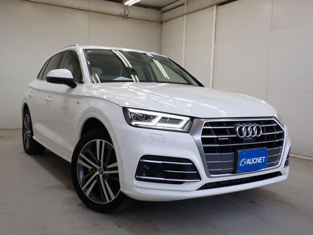 AUDI AUDI Q5