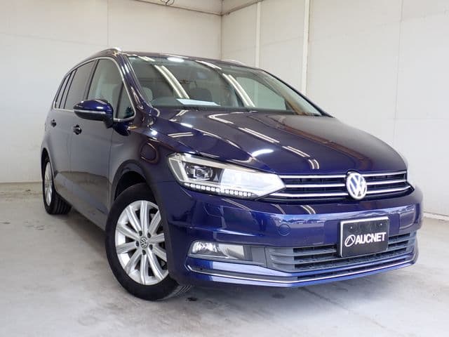 VOLKSWAGEN VOLKSWAGEN GOLF TOURAN