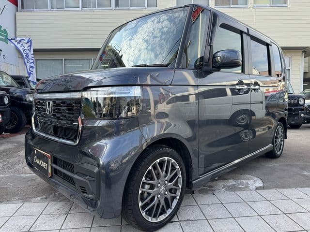 Car image 1