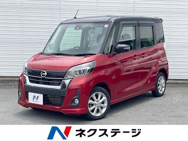 NISSAN